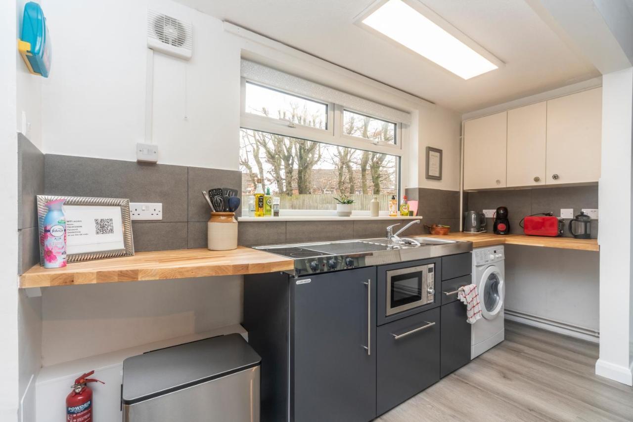 10 Boutique Studio Apartment Near Tube - Quiet Location Little Missenden Экстерьер фото