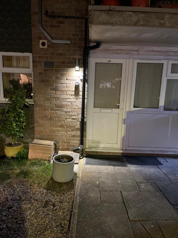 10 Boutique Studio Apartment Near Tube - Quiet Location Little Missenden Экстерьер фото